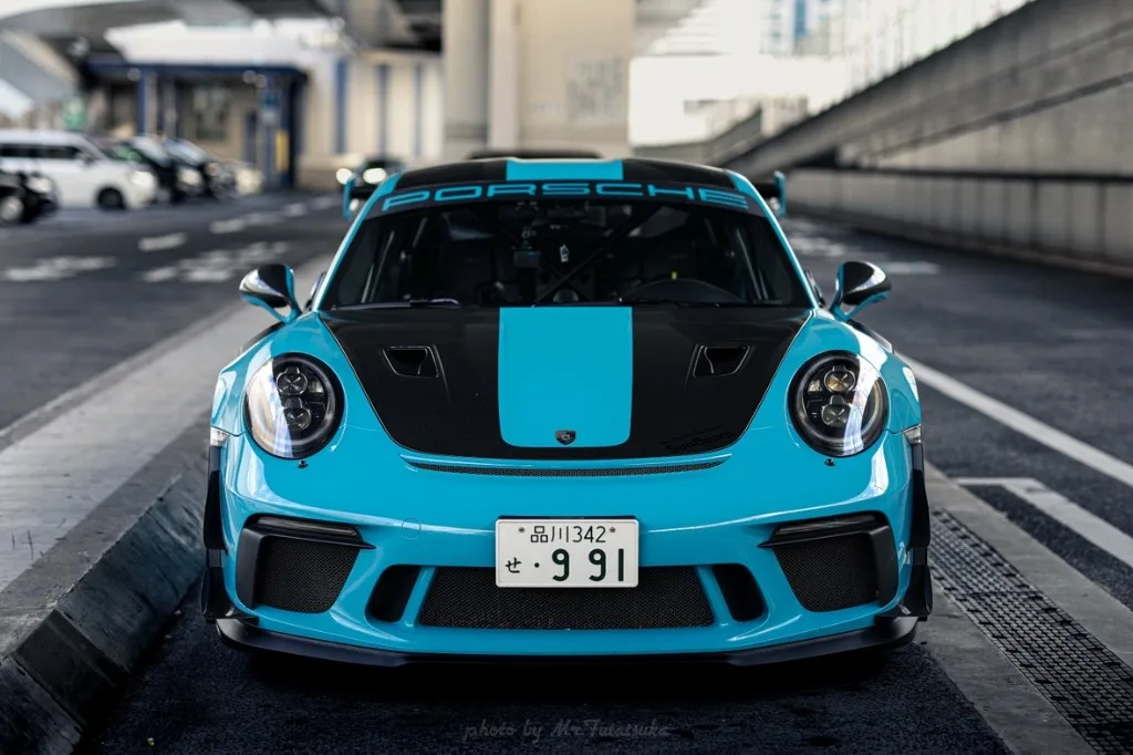 ブランド体験の起点となるマイアミブルーのGT3RS